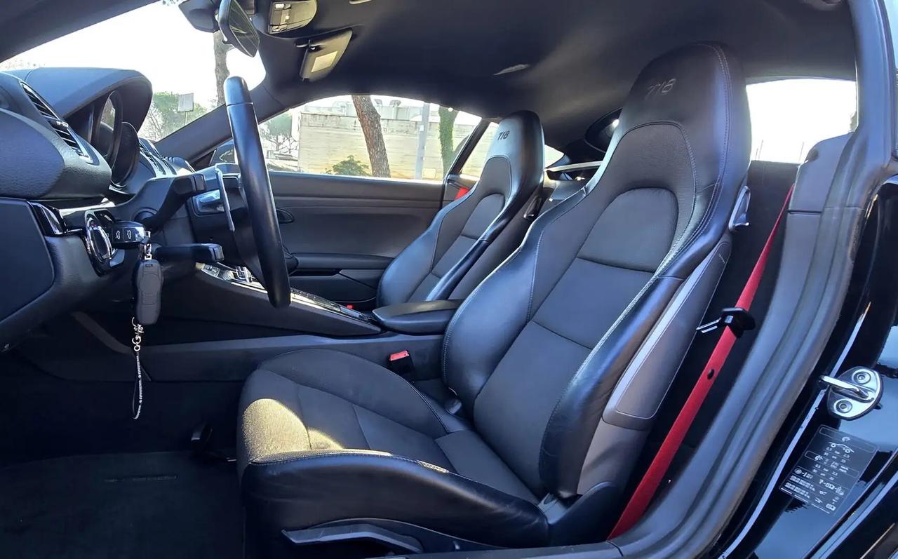 Porsche 718 Spyder Cayman 2.0 T 300cv pdk Chrono