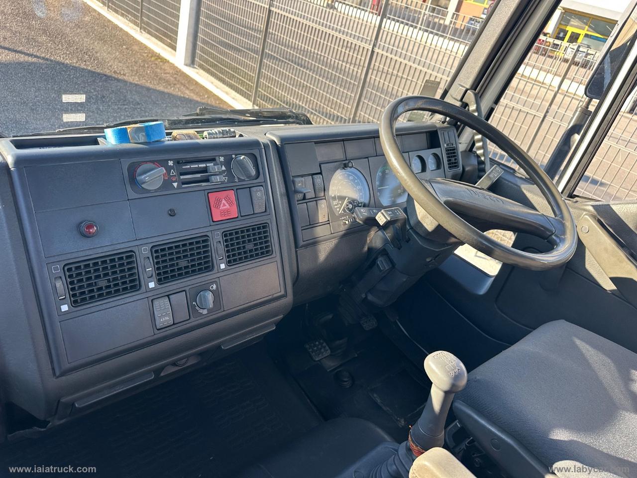 EUROCARGO TECTOR 75E15 RIBALTABILE CON GRU-PINZA ROTANTE