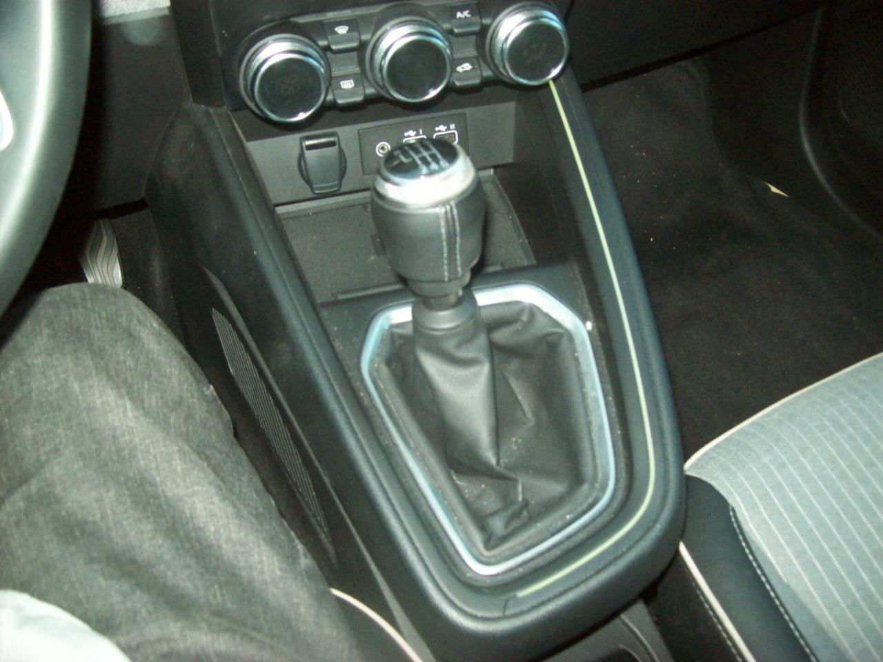 Renault Clio ECO-G 100 CV 5 porte Techno
