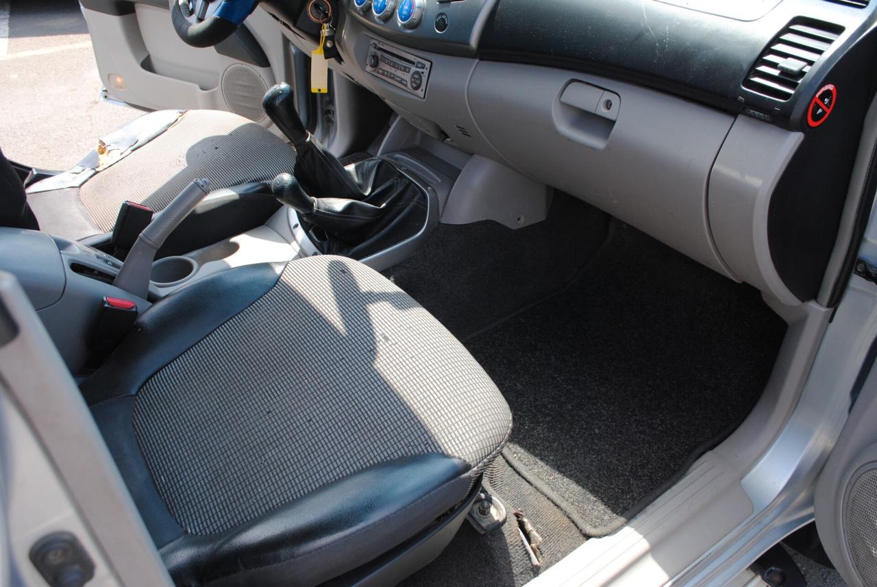 MITSUBISHI L 200 2.5 DID 136 CV