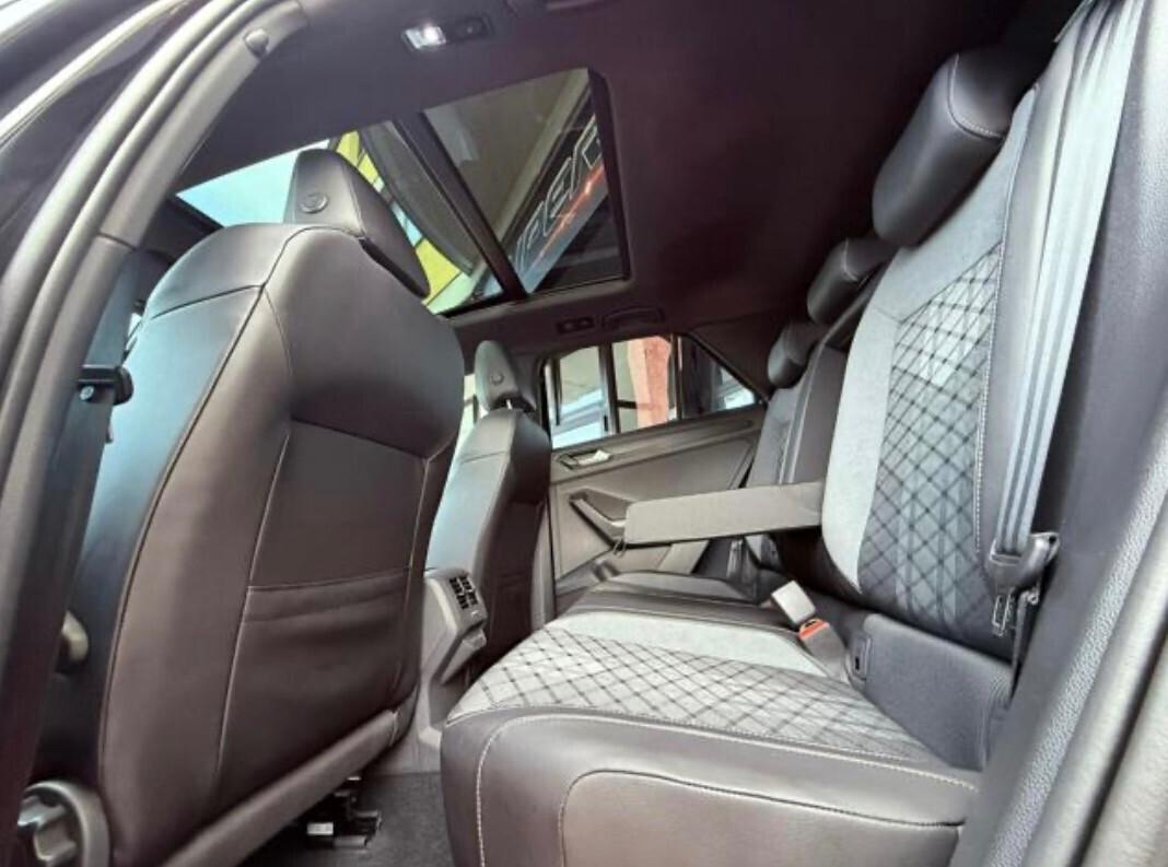 VOLKSWAGEN T-Roc 2.0 TDI DSG 4motion R LINE 19 PANORAMA PRONTA CONSEGNA