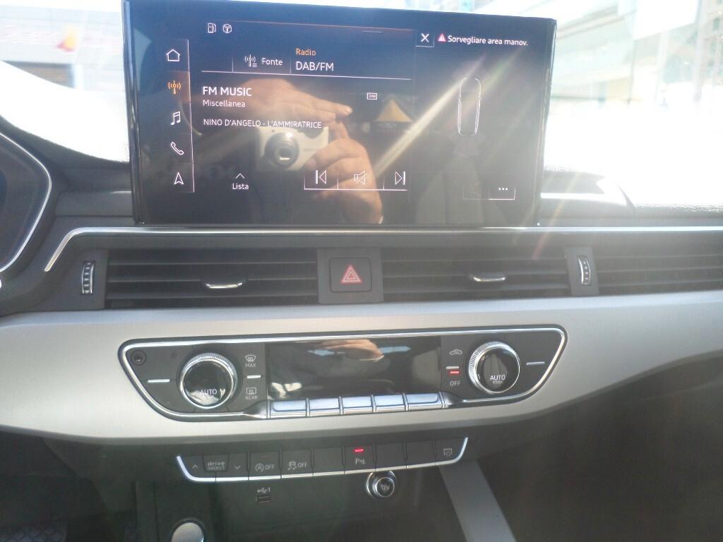 Audi A4 Avant 40 TDI quattro S tronic Business Advanced