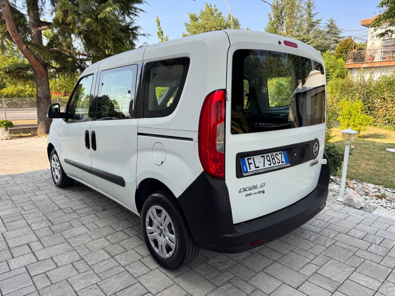 Fiat Doblo DOBLÒ CARGO COMBI 1.3 Mijet 16v 95CV (cat. N1) Euro6 5-door OK NEOPATENTATI