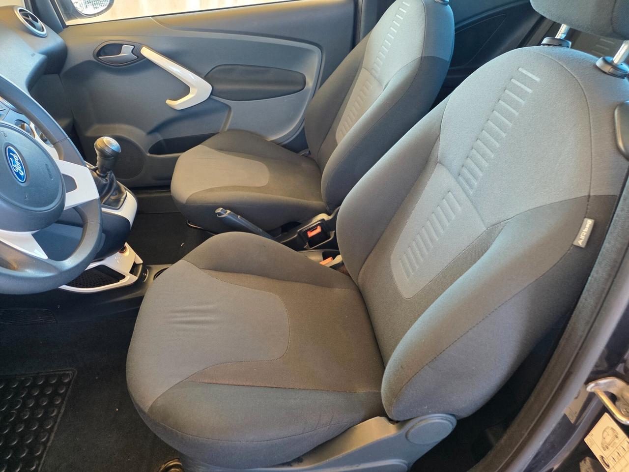 Ford Ka 1.2 8V 69CV Titanium