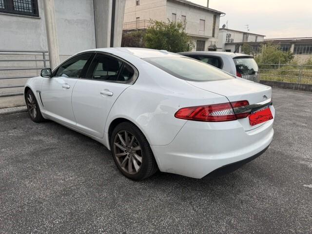 Jaguar XF 2.2 D 190 CV
