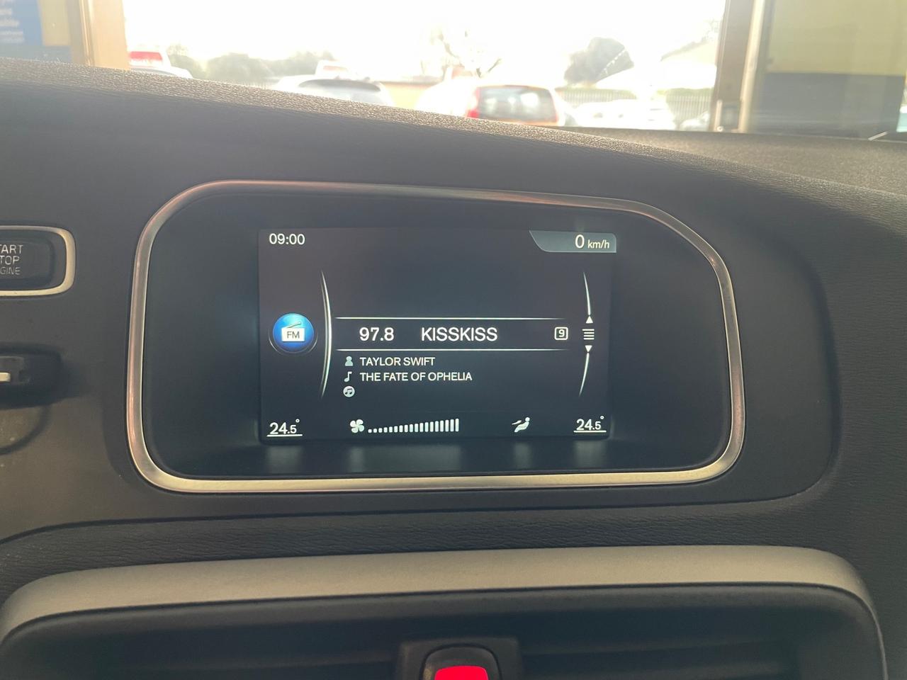 Volvo V40 D2 1.6 Momentum - Nessun vincolo -