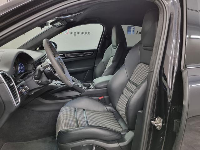 PORSCHE Cayenne 3.0 V6 PackSportAlleggerito