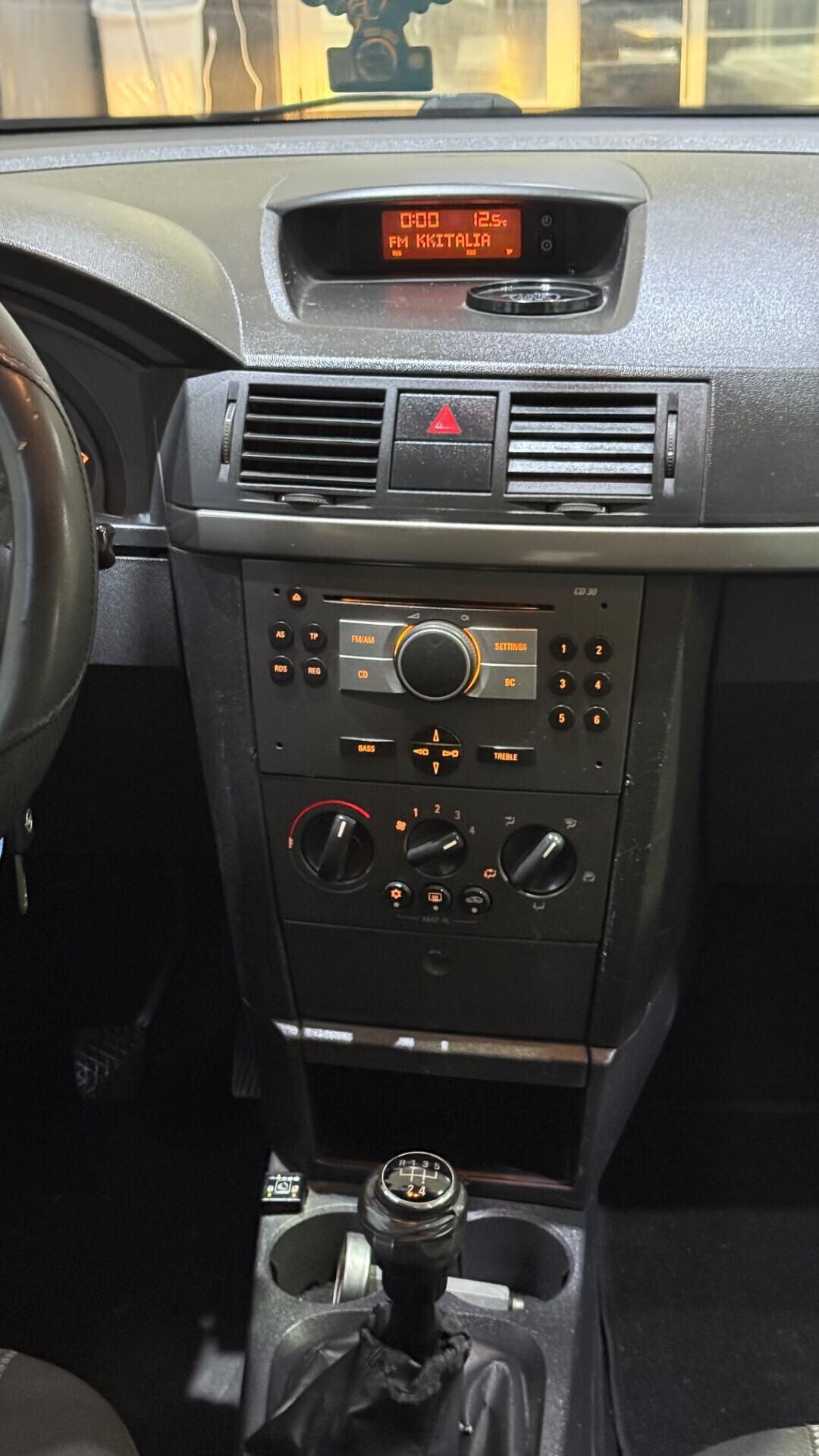 Opel Meriva 1.4 16V GPL-TECH Enjoy