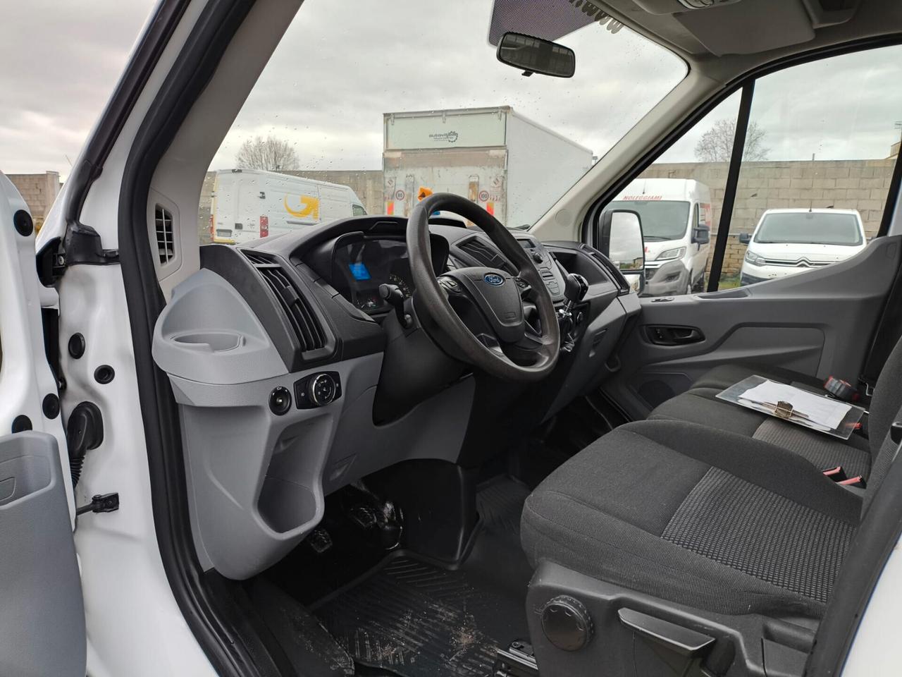 FORD TRANSIT RIBALTABILE TRILATERALE GEMELLATO POSTERIORE RIF:6424