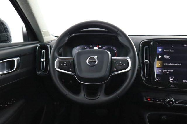 VOLVO XC40 XC40 D3 AWD Geartronic Momentum