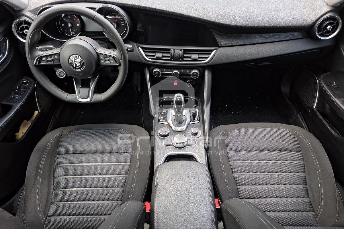 ALFA ROMEO Giulia 2.2 Turbodiesel 160 CV AT8 Business