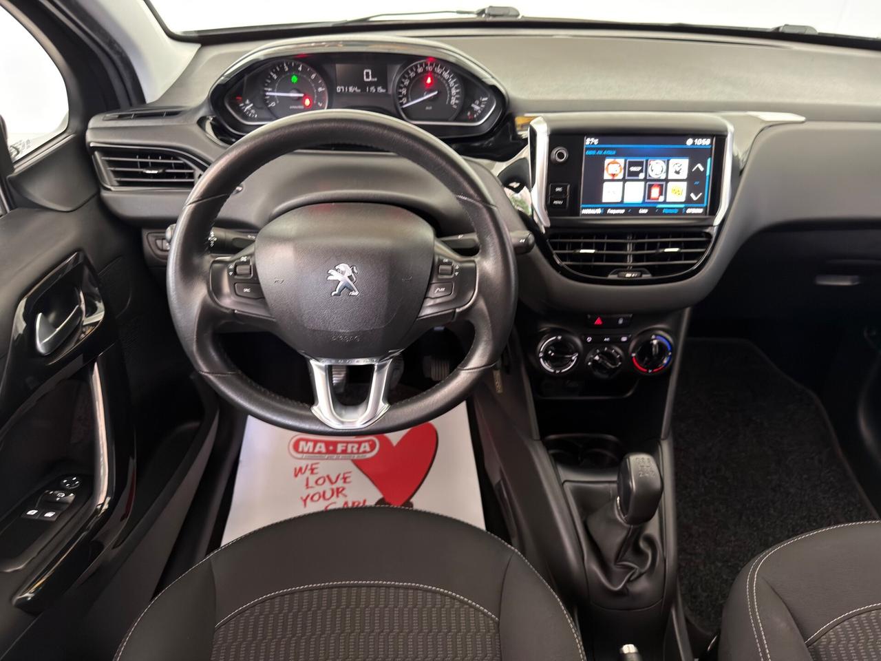 Peugeot 208 PureTech 82 5 porte Allure