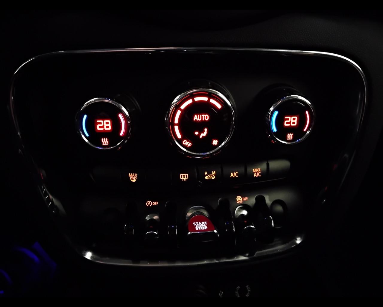 MINI Mini IV F54 2016 Clubman - Mini Clubman 2.0 Cooper D Hype