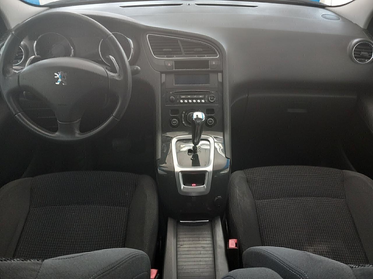 Peugeot 5008 1.6 diesel automatica 7 posti 152 mila km anno 2013