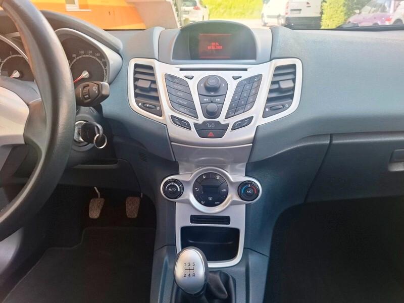 Ford Fiesta 1.2 82CV Titanium