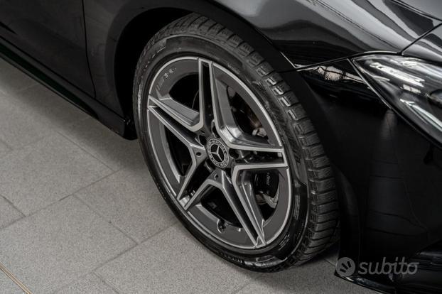 MERCEDES-BENZ CLA 200 d Automatic Premium