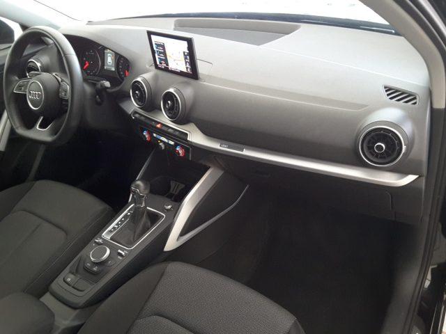 AUDI Q2 30 TDI S tronic Identity Black