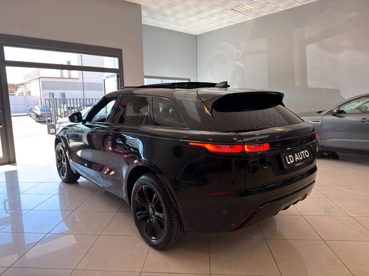 Land Rover Range Velar 2.0D I4 240 CV R-Dynamic HSE. TETTO APRIBILE