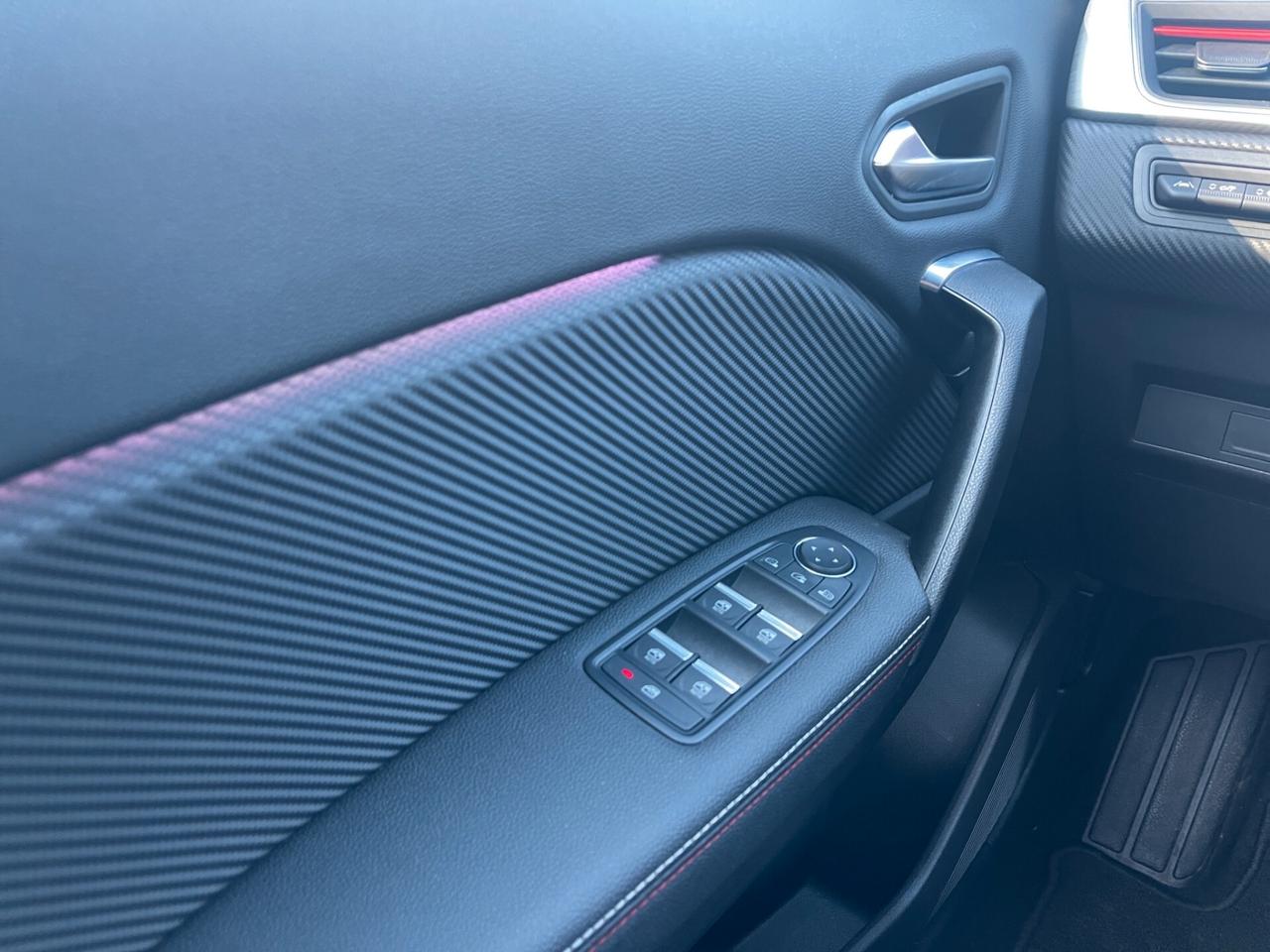 Renault Captur Full Hybrid E-Tech 145 CV RS Line
