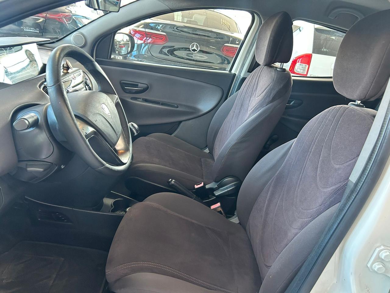 Lancia Ypsilon 1.2 GPL X NEOPATENTATI2013