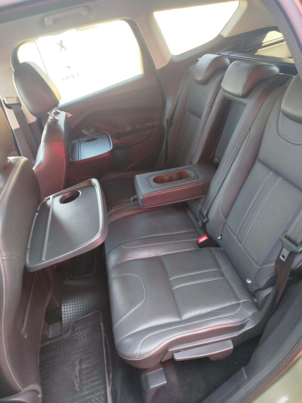 Ford Kuga 2.0 TDCI 140 CV 4WD Titanium