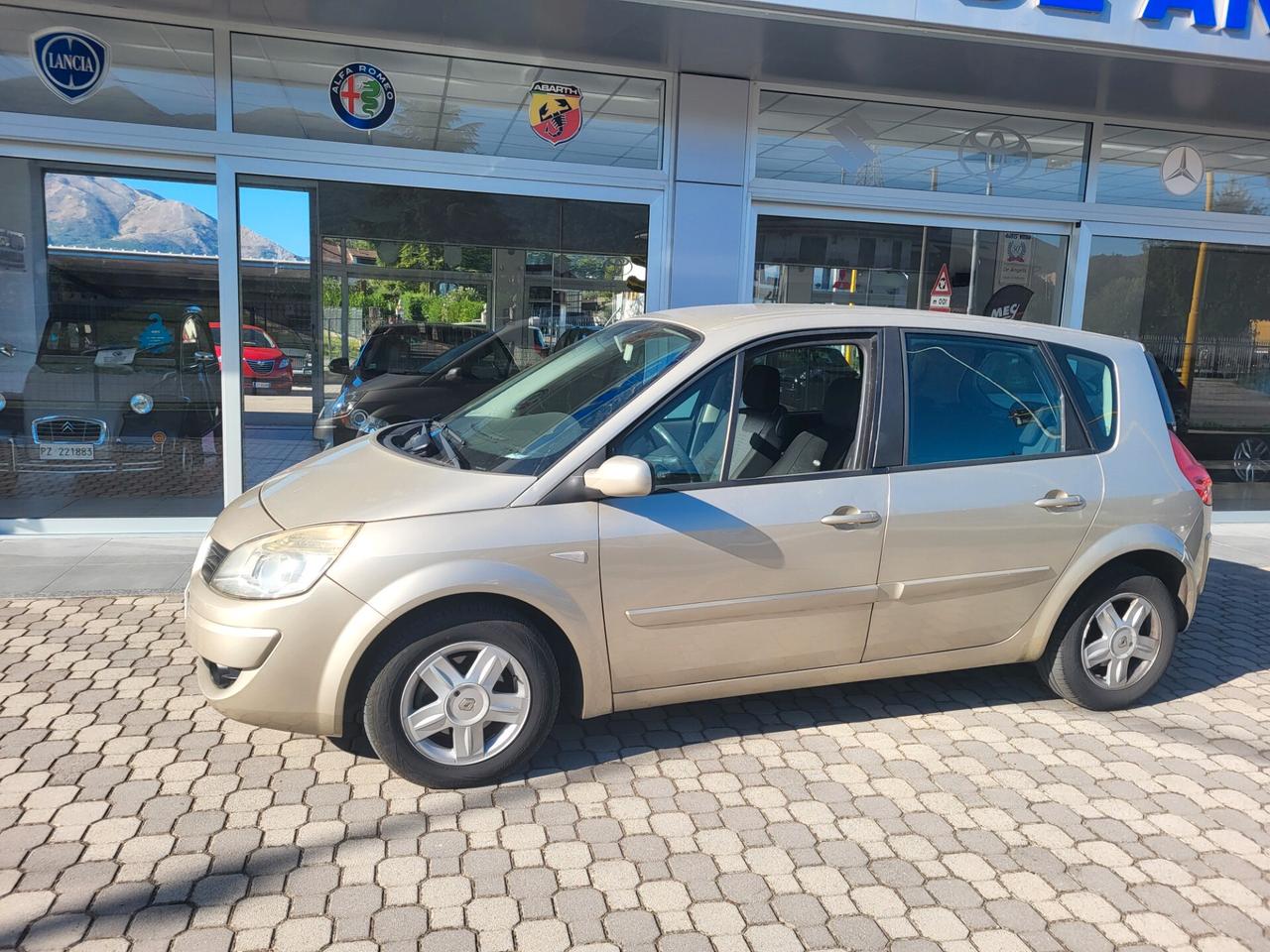 Renault Scenic Scénic 1.6 16V GPL