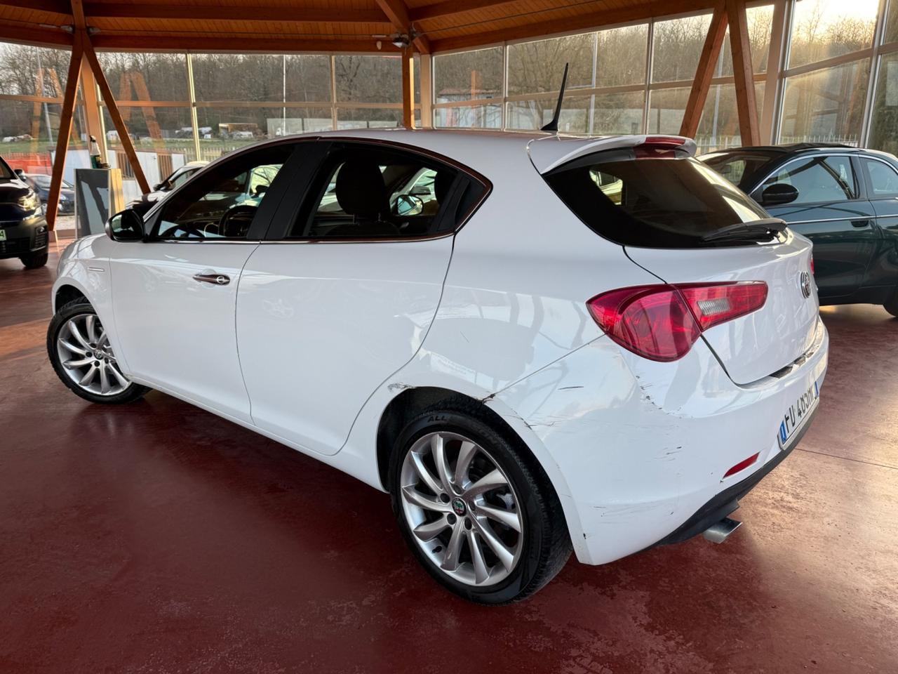 Alfa Romeo Giulietta 1.6 Diesel - Neopatentati