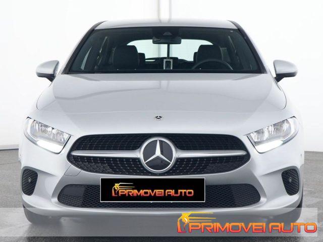 MERCEDES-BENZ A 180 d Business