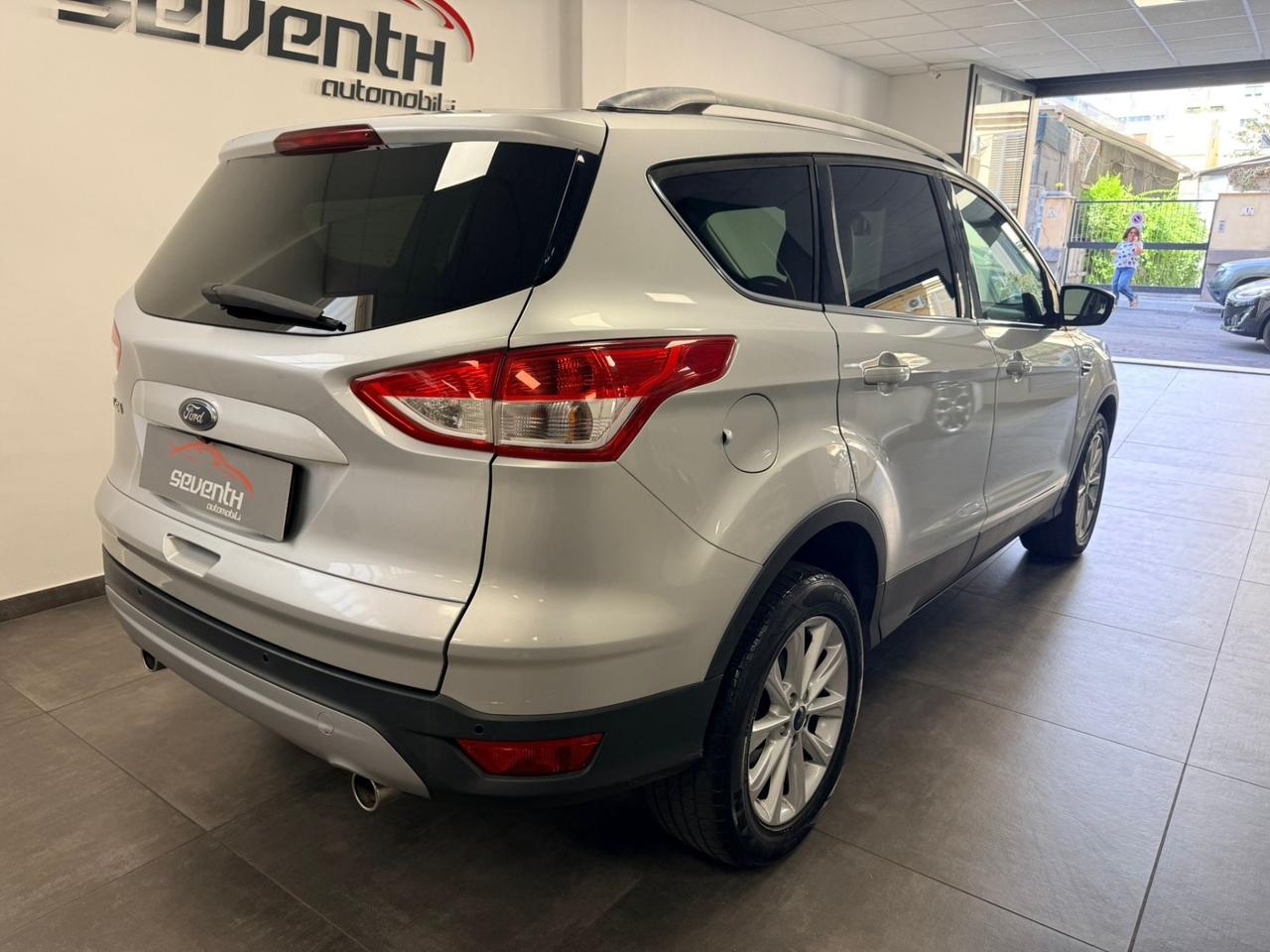 Ford Kuga 2.0 TDCI 150 CV S&S 4WD Titanium