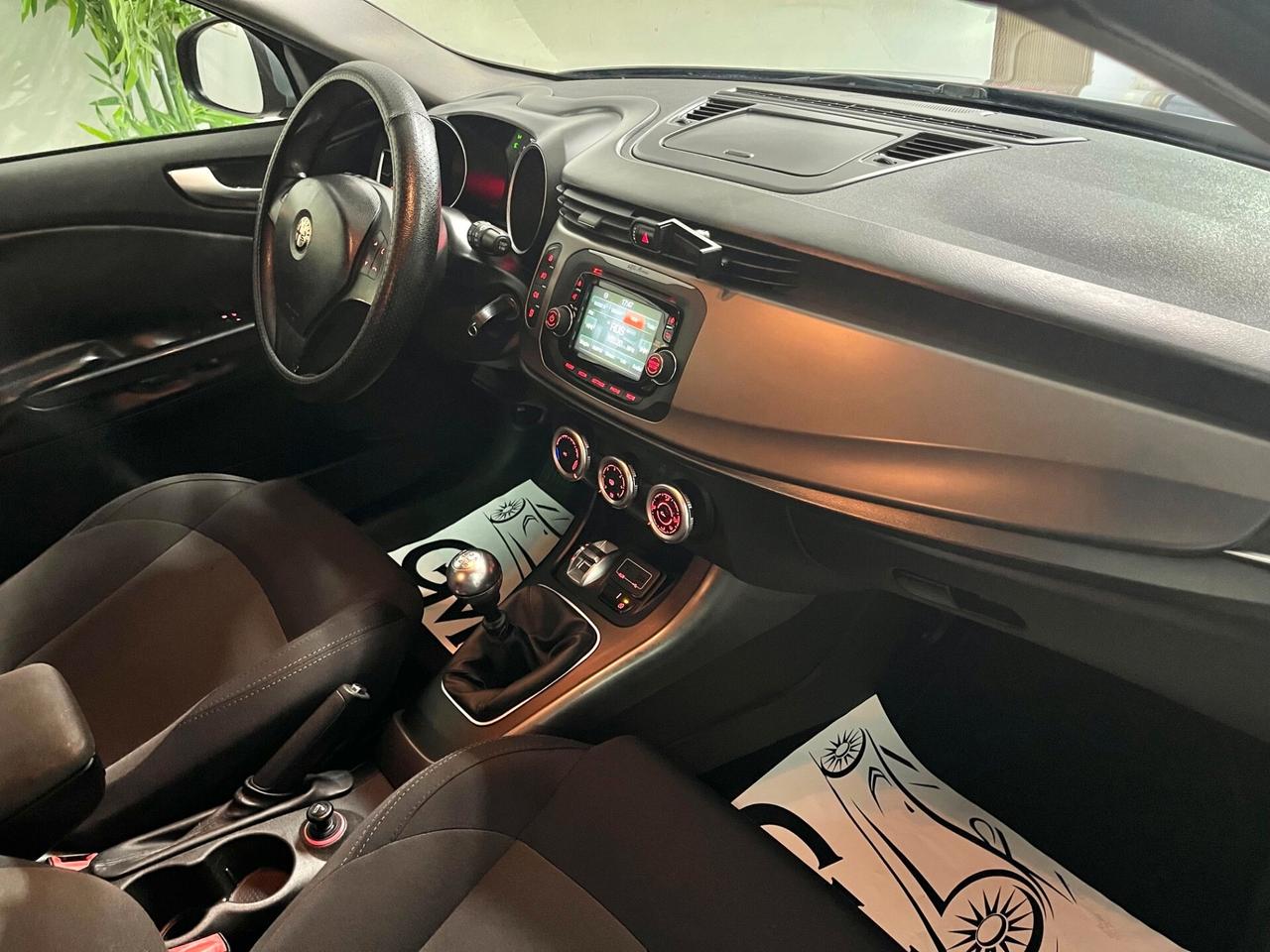 Alfa Romeo Giulietta 1.6 JTDm-2 120 CV Distinctive