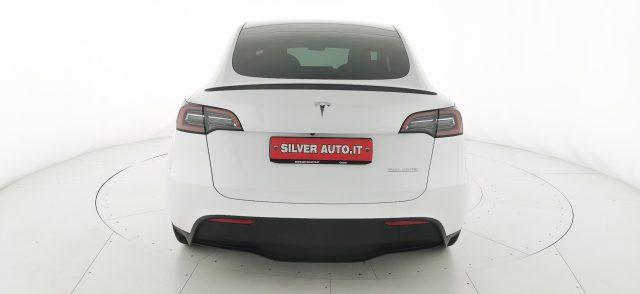 TESLA Model Y Performance Dual Motor AWD -con Autopilot avanzato