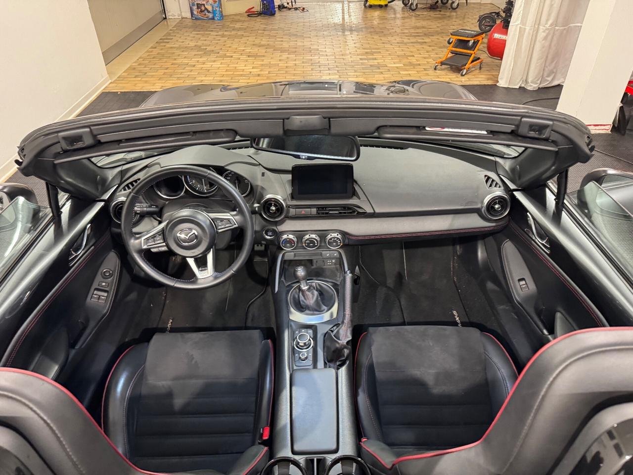 Mazda MX-5 2.0L Skyactiv-G Sport RECARO!!