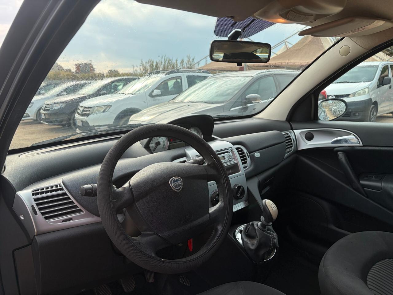 LANCIA YPSILON 1.2 60CV ANNO 2009 190.000 KM