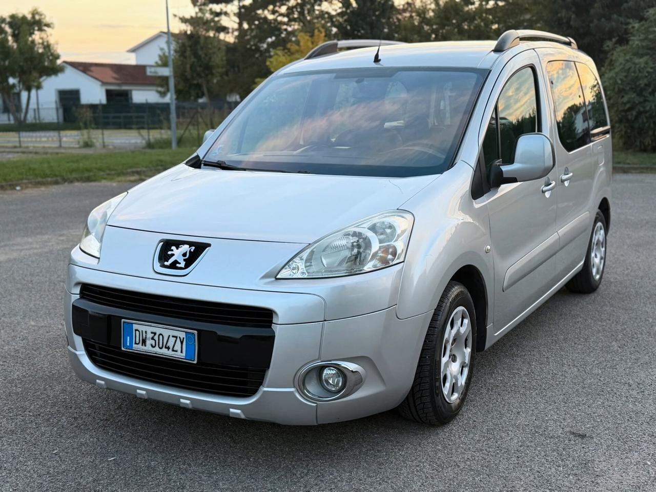 PEUGEOT PARTNER TEPEE 1.6 HDi 90CV FULL SPAZIOSA
