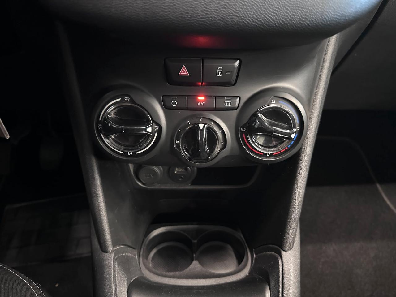 Peugeot 208 5 Porte 208 5p 1.6 bluehdi Active 75cv