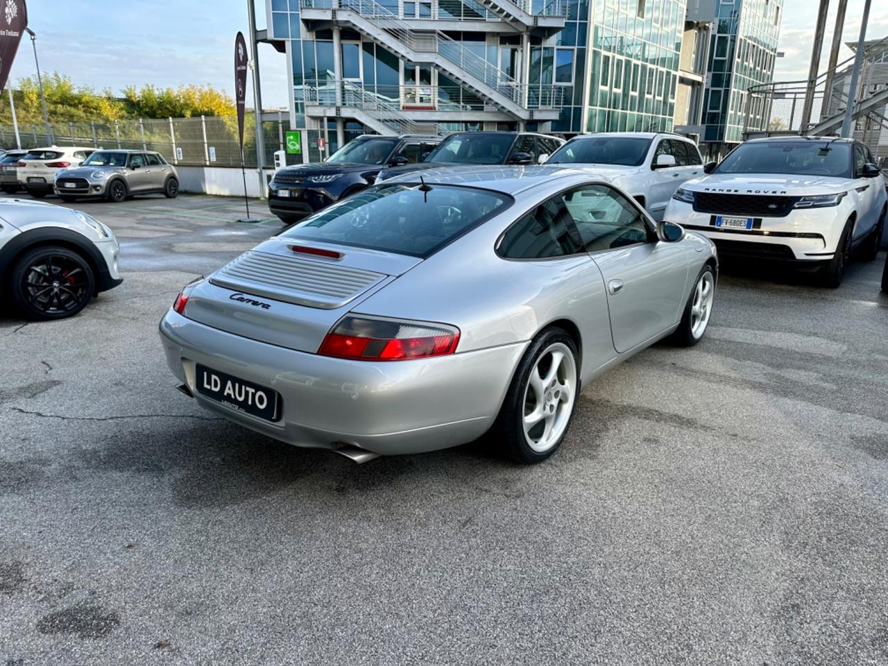 Porsche 911 Carrera cat Coupé