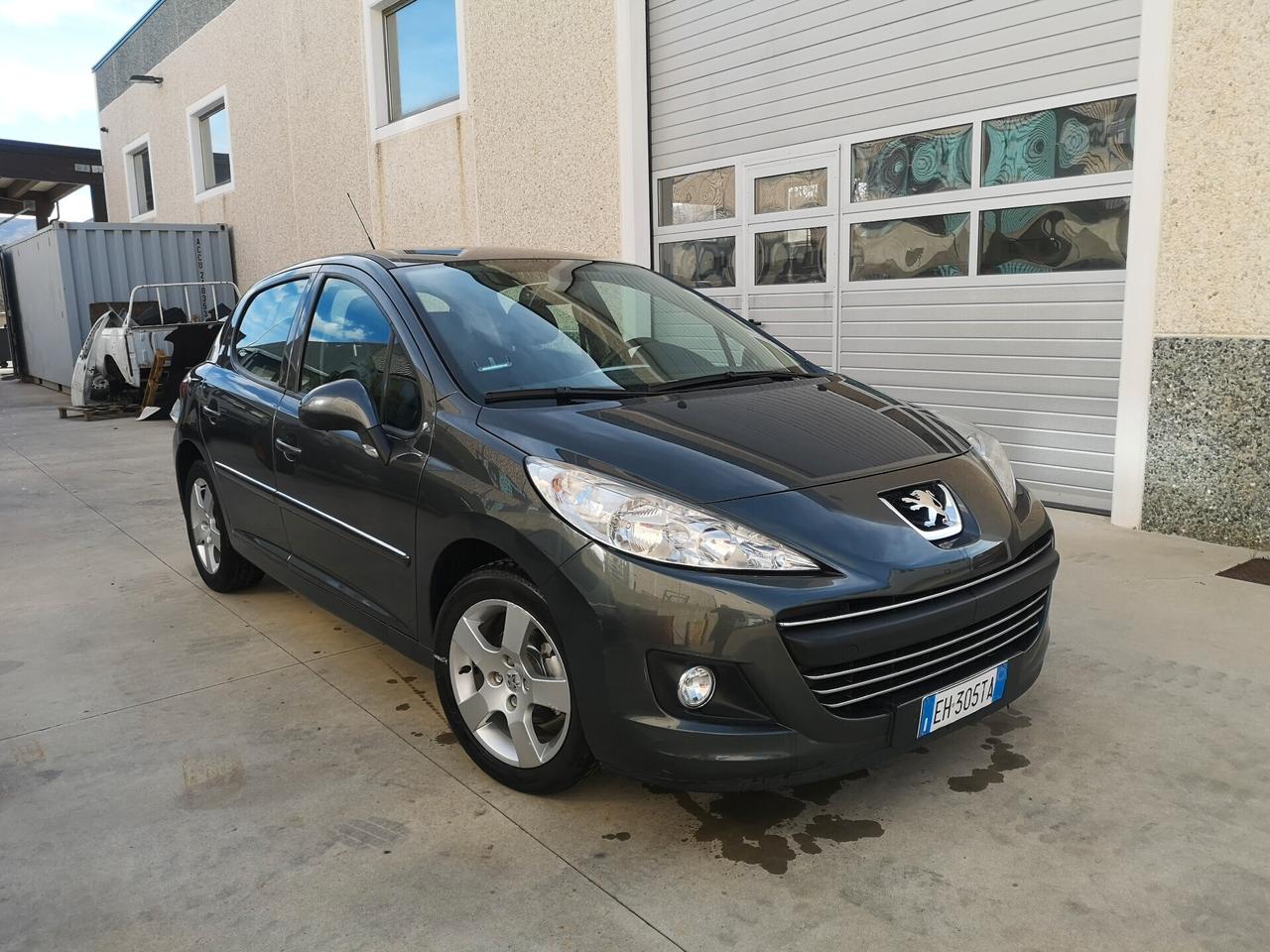 Peugeot 207 1.6 8V HDi 93CV 5p. Allure