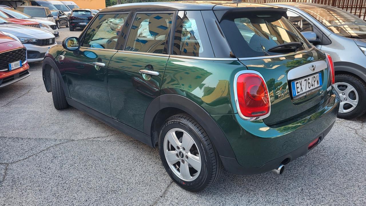 Mini Mini 1.5 Cooper D 5 porte