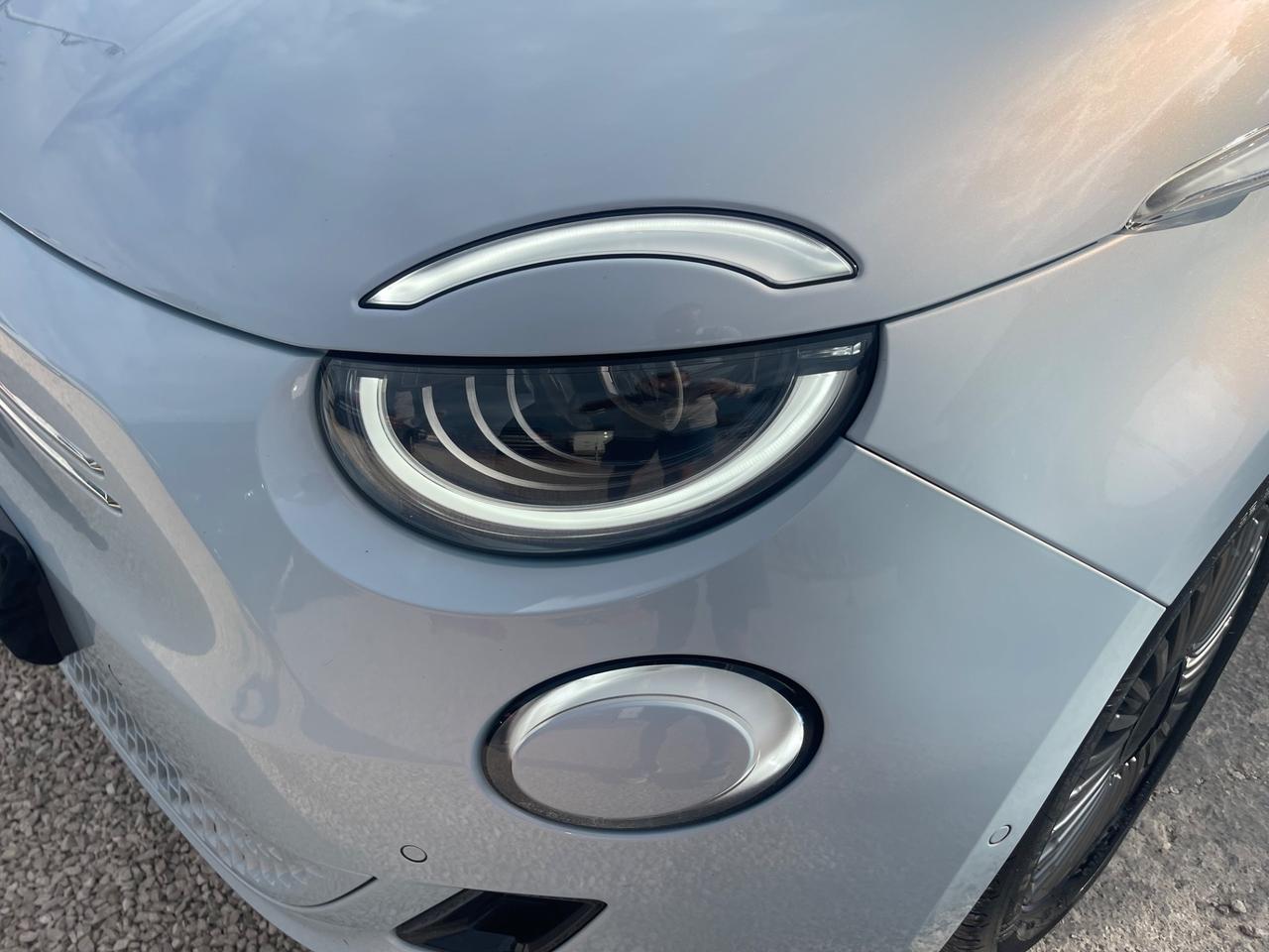 Fiat 500 Cabrio Icon+