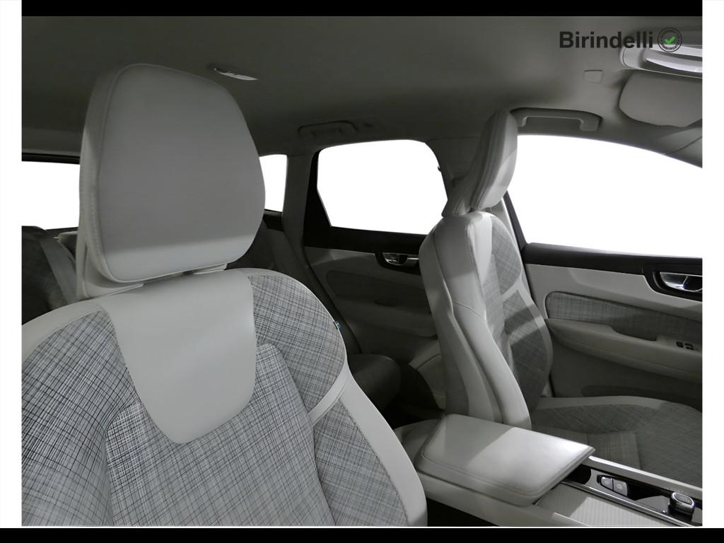 VOLVO XC60 (2017-->) - XC60 B4 (d) automatico Plus Bright