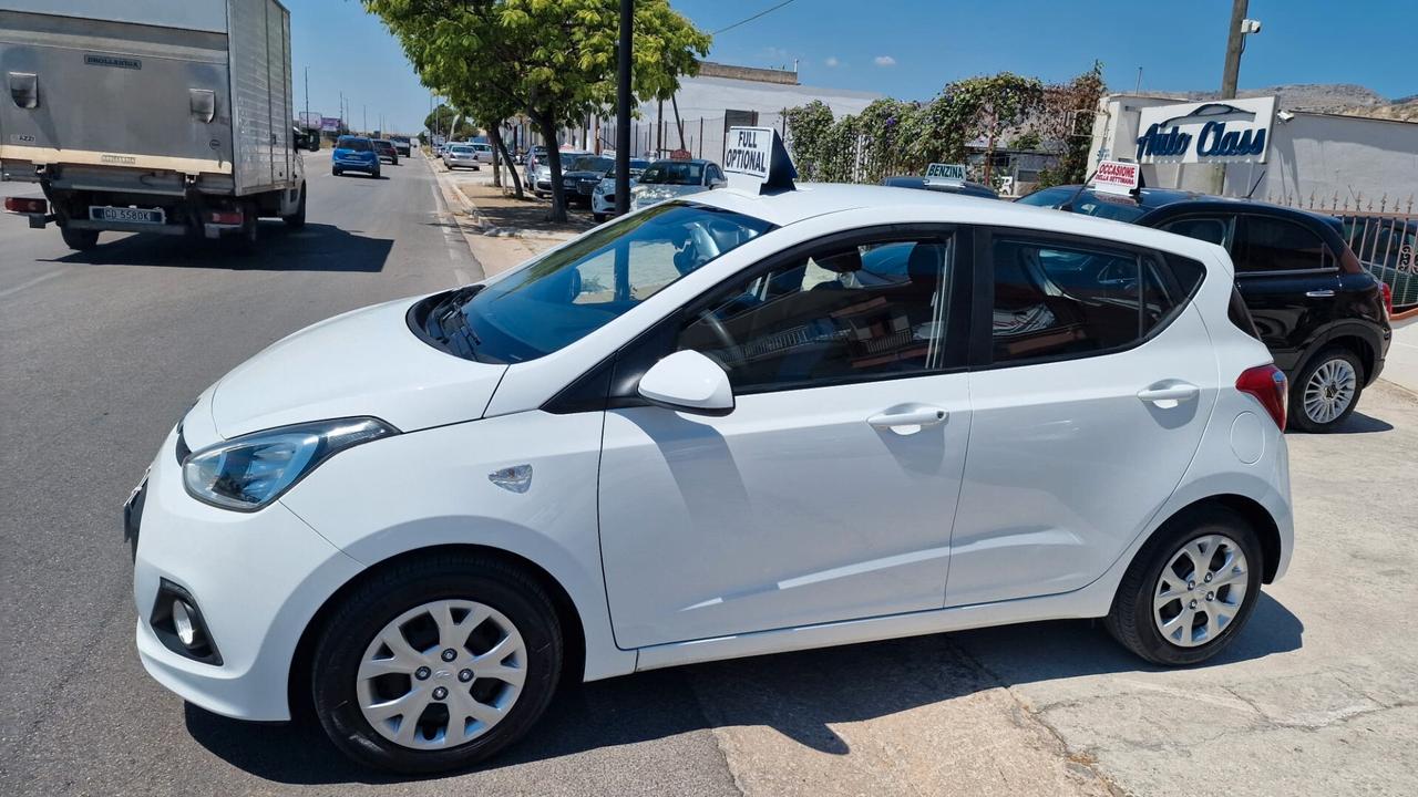 Hyundai i10 1.0 MPI Login