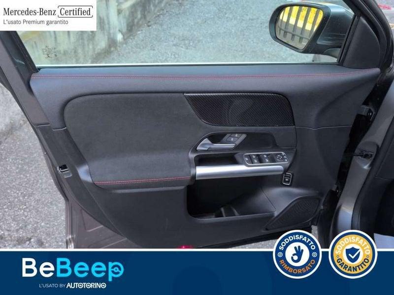 Mercedes-Benz GLA 200 D PREMIUM 4MATIC AUTO