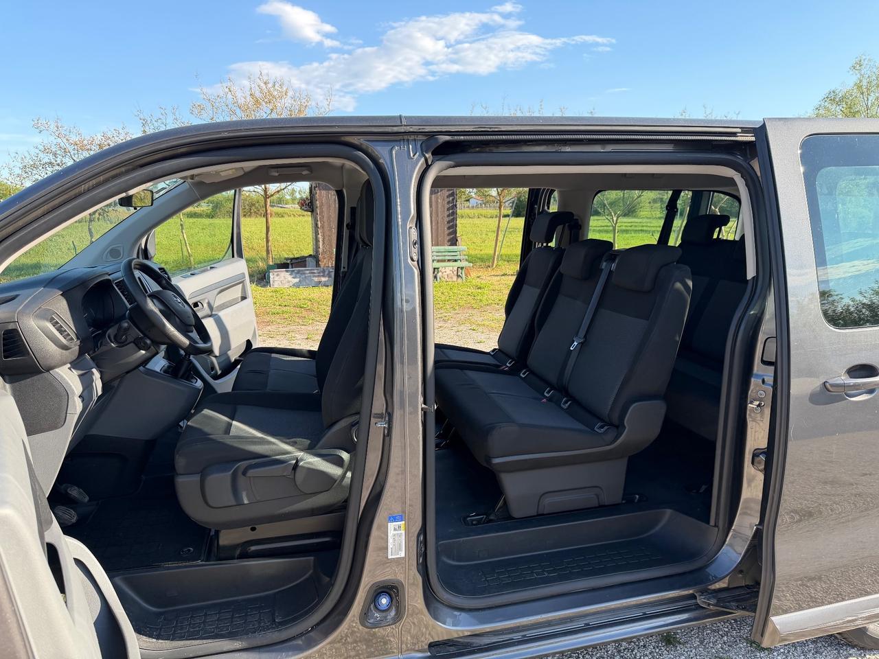 Opel Vivaro 2.0 diesel Passo lungo 9 posti
