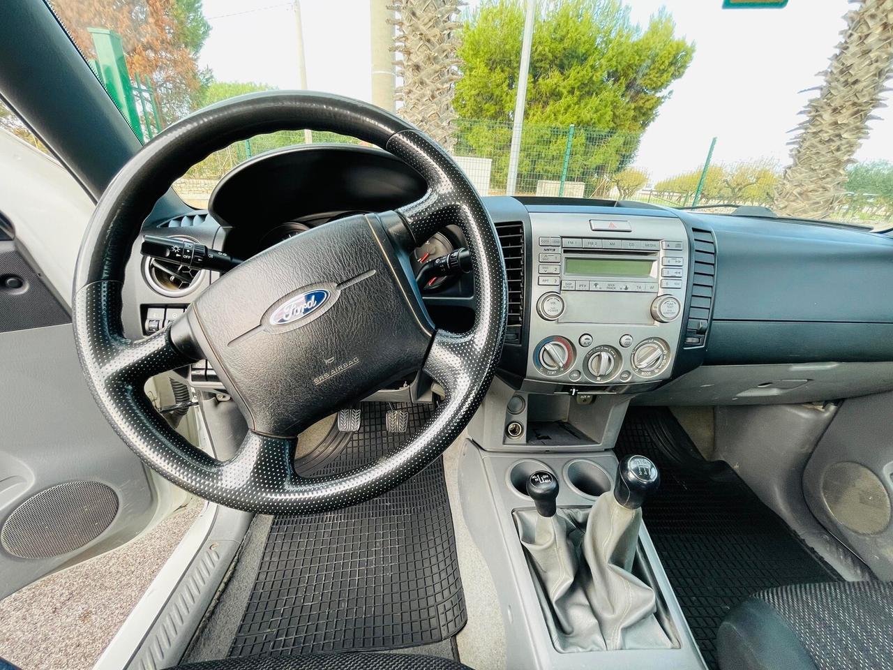 Ford Ranger 2.5 TDCi Super Cab XL 4p.ti