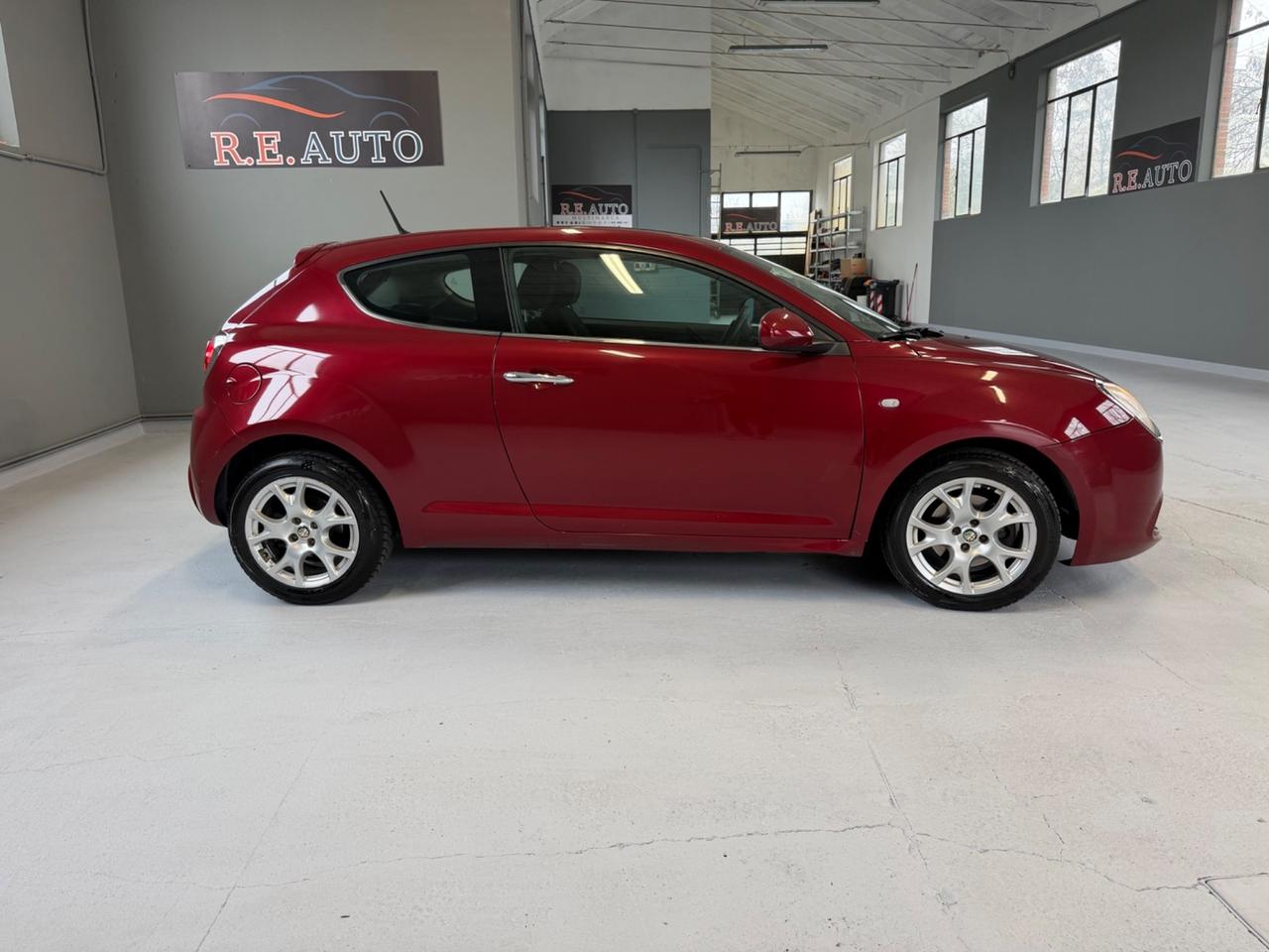 Alfa Romeo MiTo 1.3 JTDm-2 95 CV S&S Distinctive Sport Pack