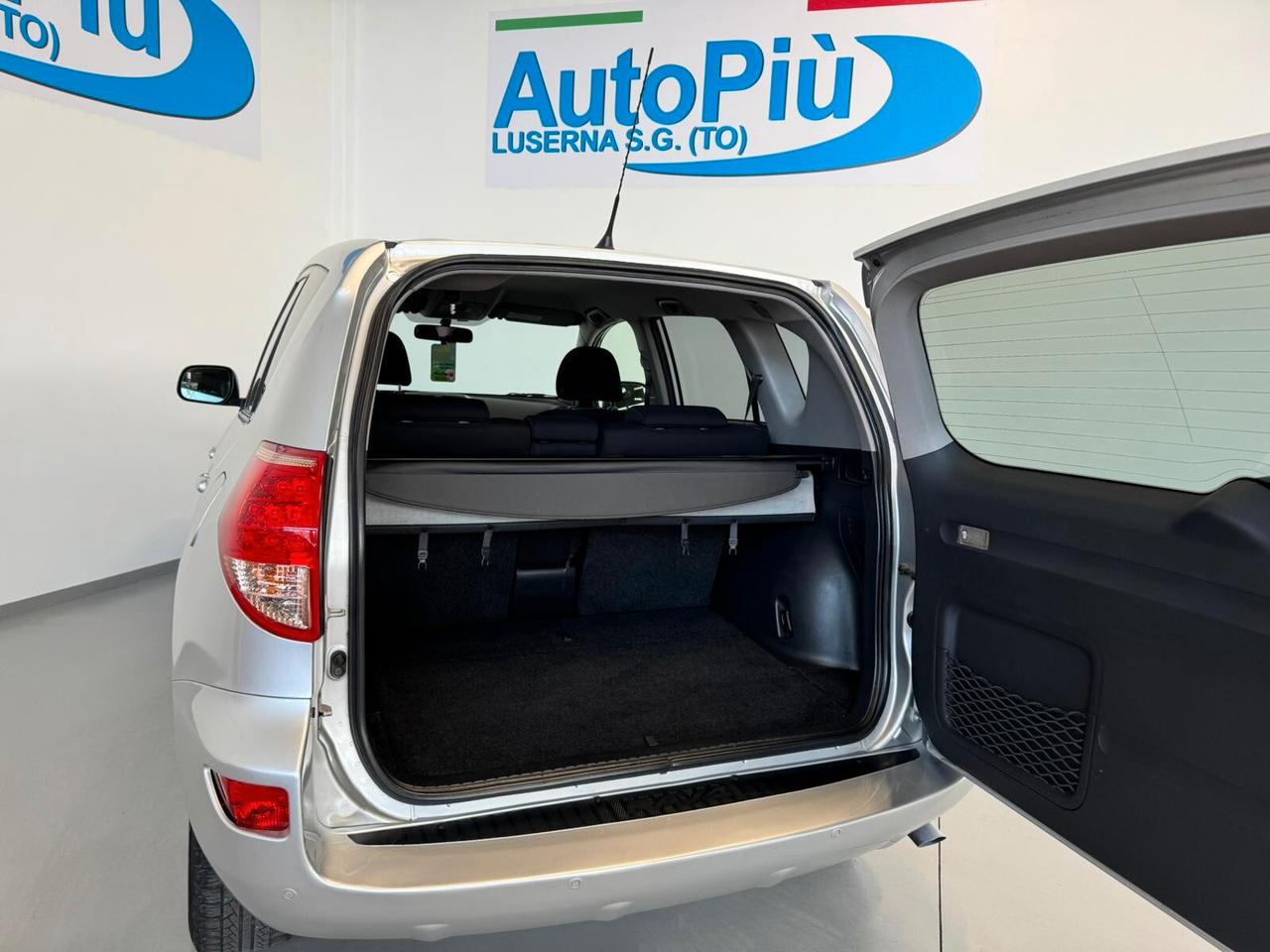 Toyota RAV-4 Crossover 2.0 aut. Sol 152 CV