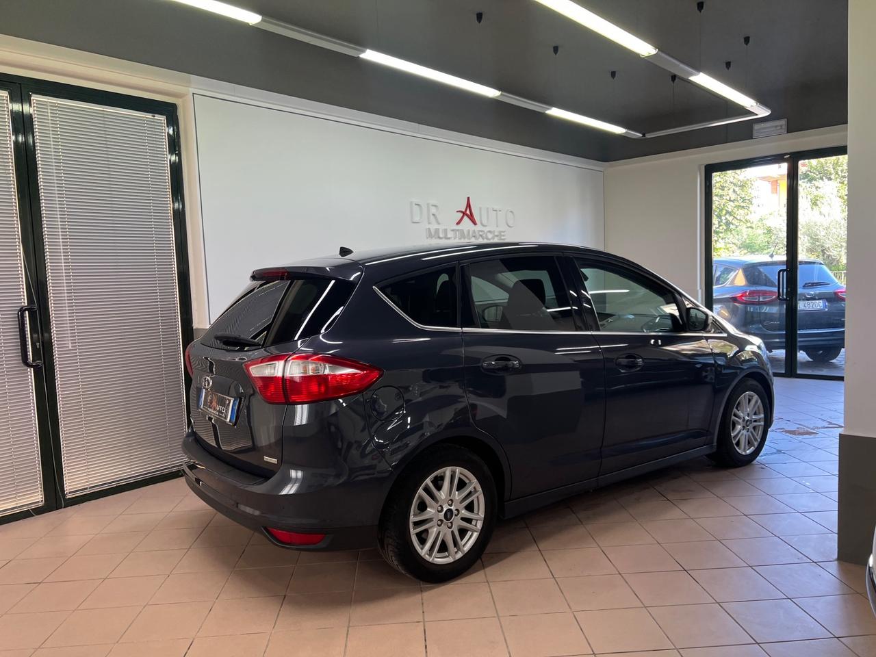 Ford C-Max Titanium