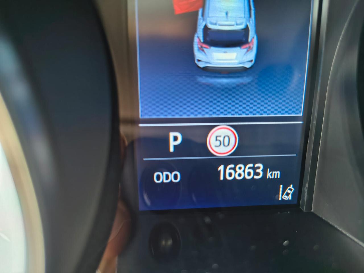 Toyota C-HR *AUTO* 2.0 Hybrid*2023* E-CVT Morebusiness