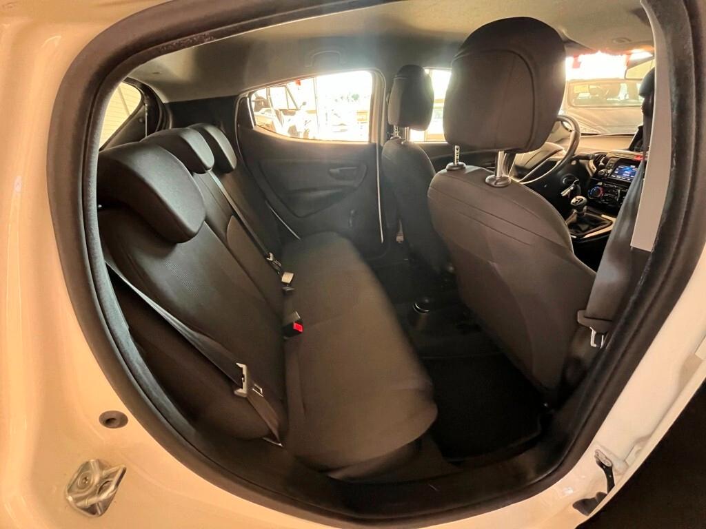 Lancia Ypsilon 1.2 69 Cv 5p Benzina