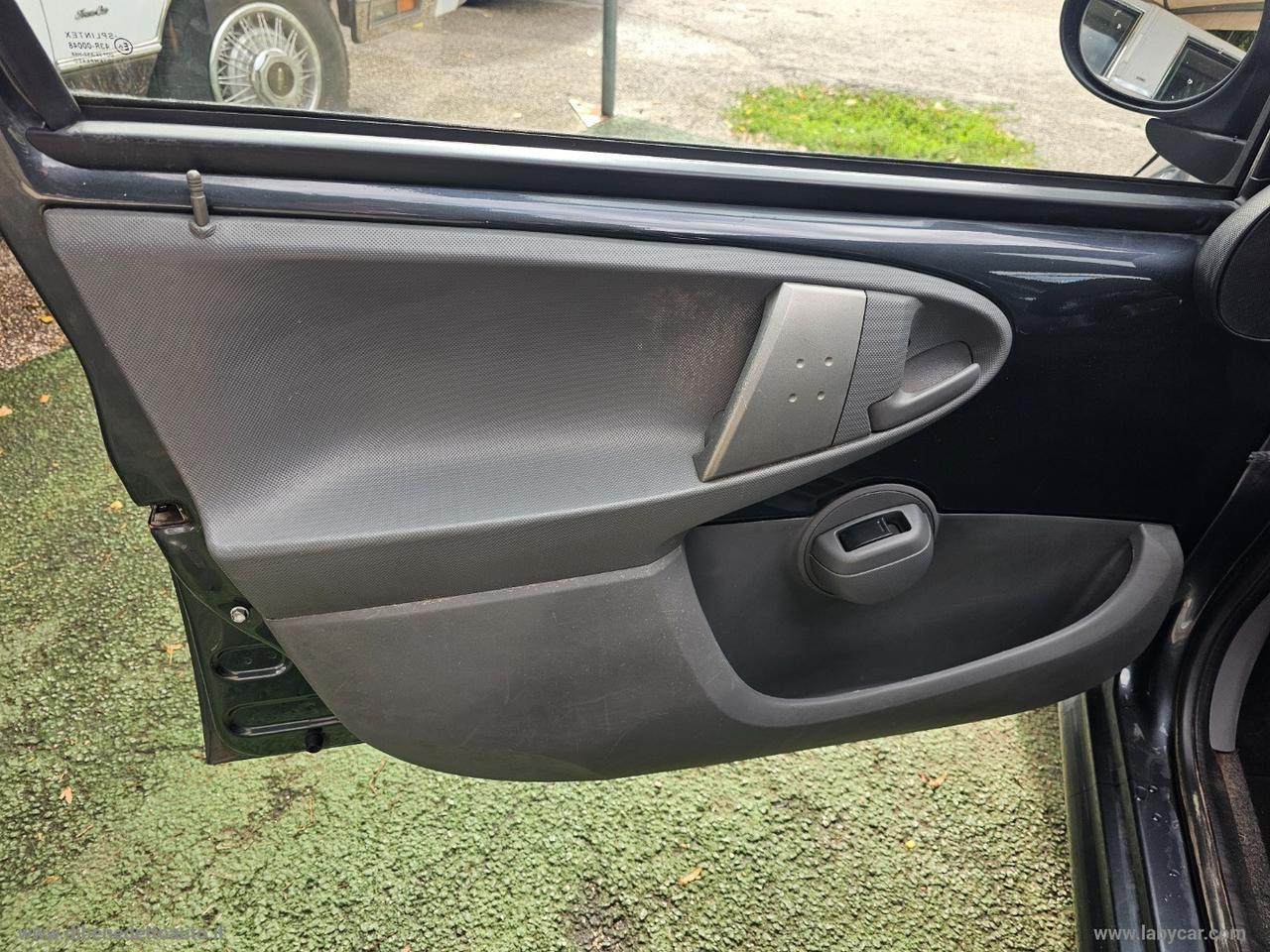 PEUGEOT 107 1.0 68 CV 5p. Plaisir